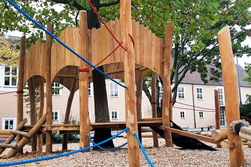 Multikletterpark Ludwig Heyd Schule